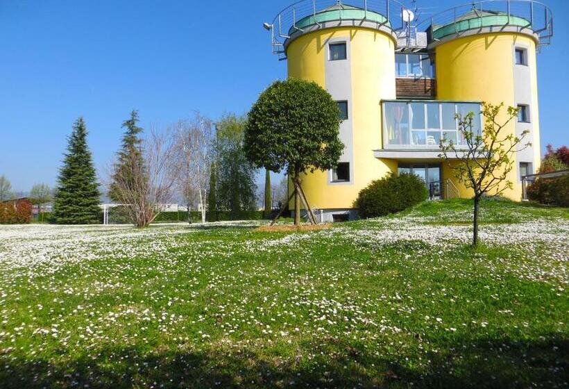 مبيت وإفطار I Silos Guest House