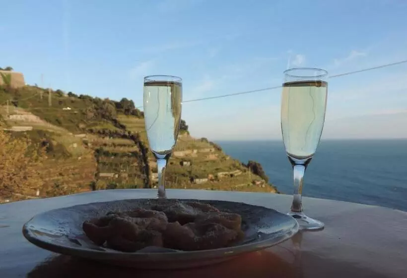 Aamiaismajoitus (B&B) La Serra Sul Mare