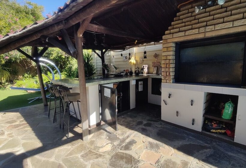 تختخواب و صبحانه Maison Ambre Guesthouse