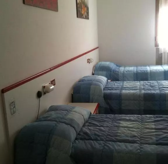 ホテル Albergo Musolesi
