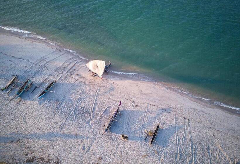 هتل Antsanitia Resort