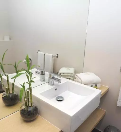 هتل Du Centre