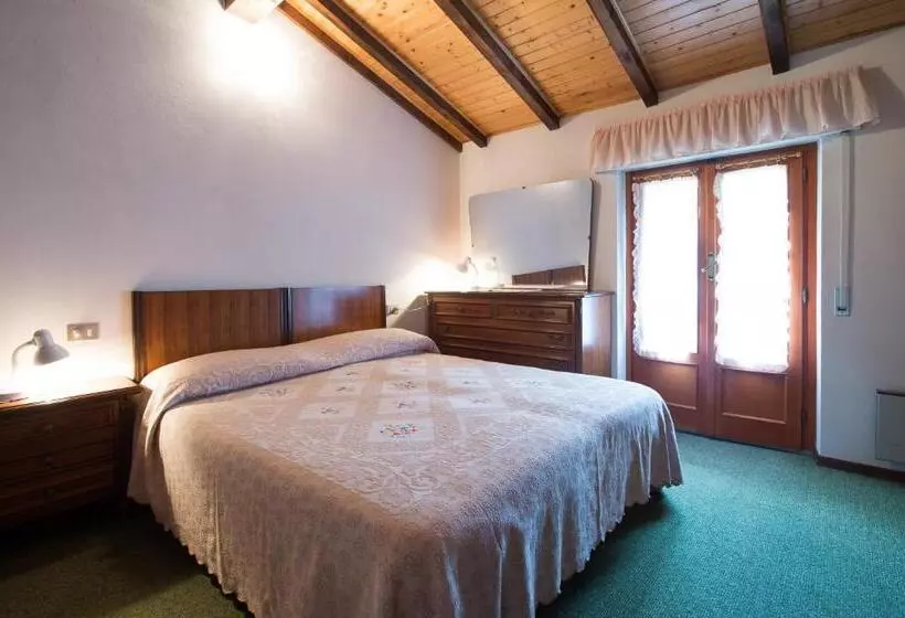 Hotelli La Villa