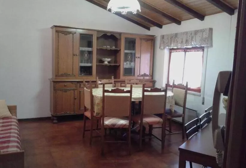 Hotelli La Villa