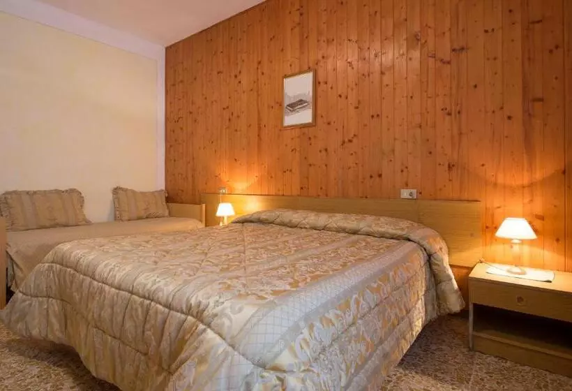 Hotelli La Villa