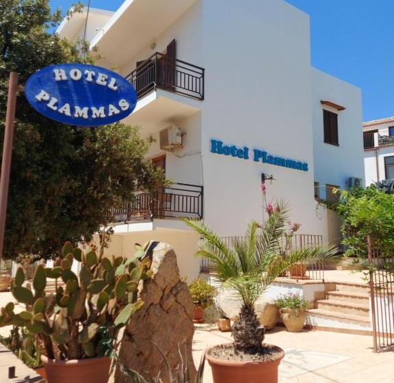 호텔 Plammas