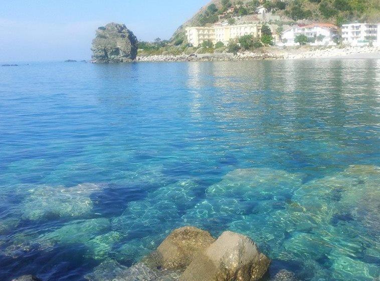 هتل Ristorante La Scogliera