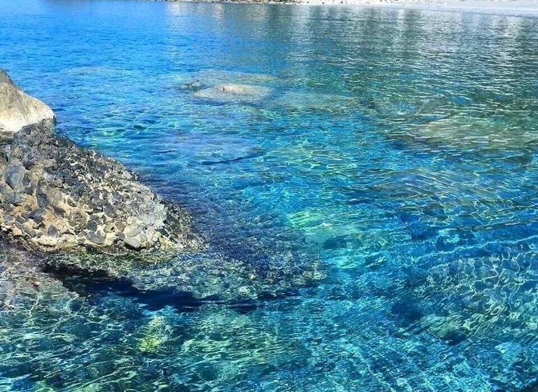 هتل Ristorante La Scogliera