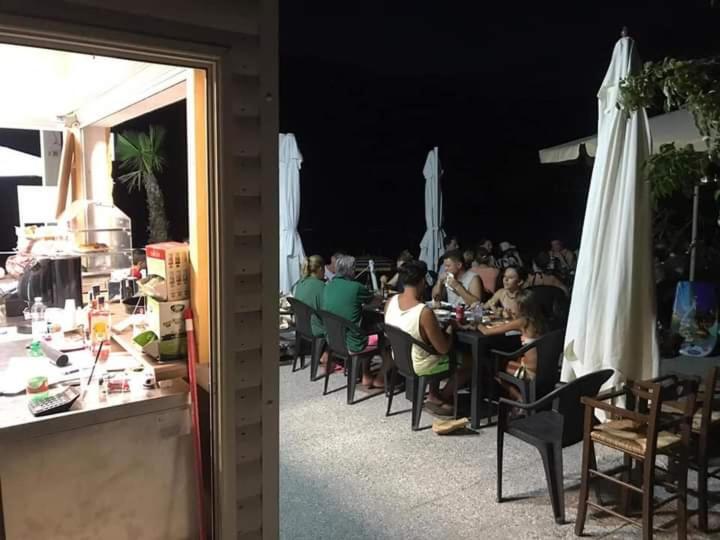 هتل Ristorante La Scogliera