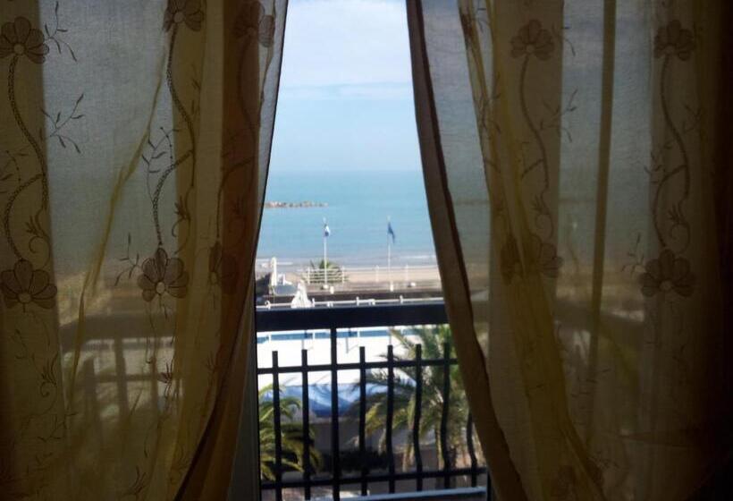 فندق Rosa Meublè