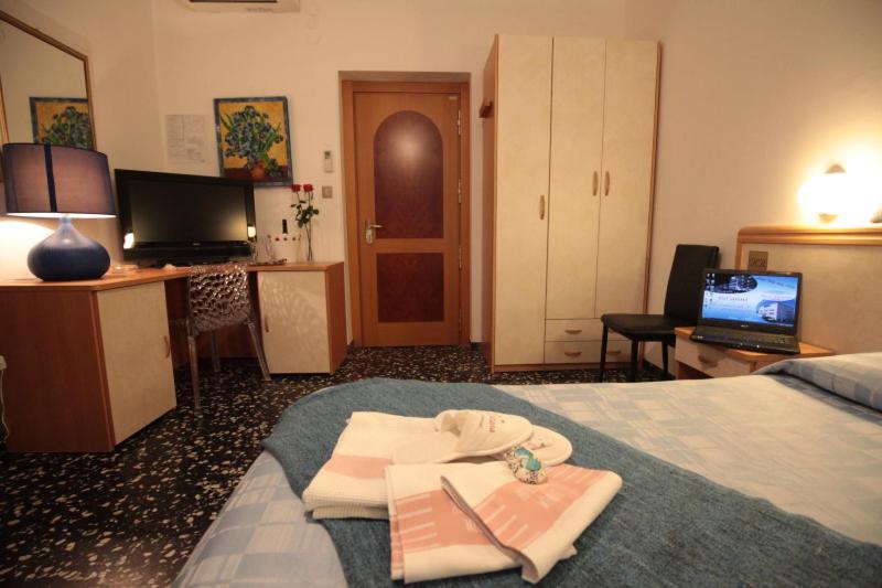 فندق Rosa Meublè