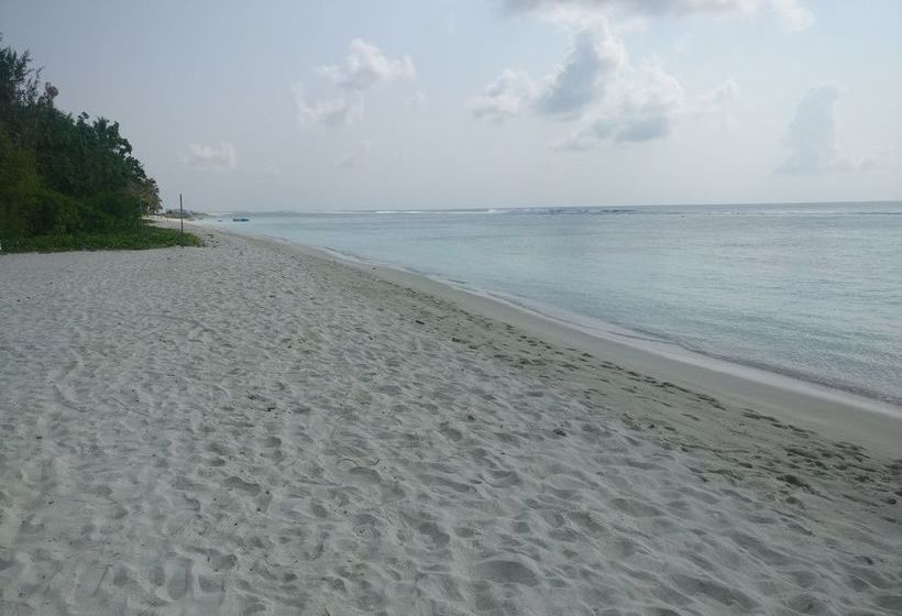 هتل Simry Beachside Maldives