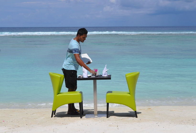 هتل Simry Beachside Maldives