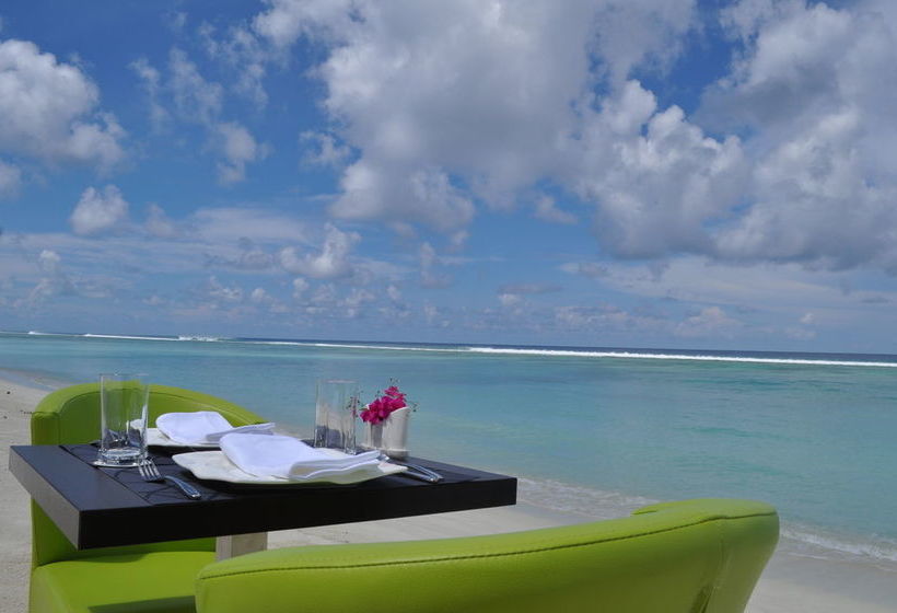 هتل Simry Beachside Maldives