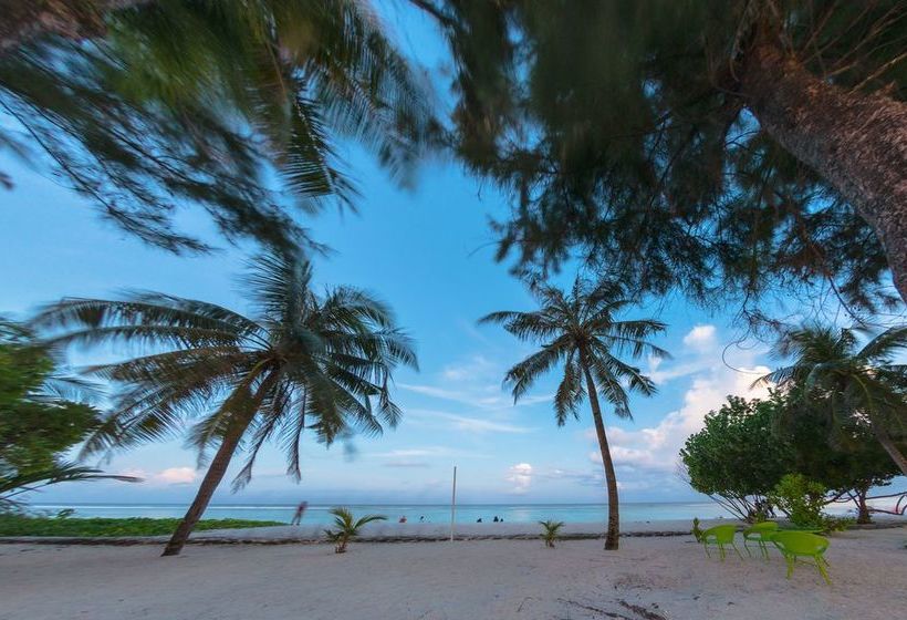 هتل Simry Beachside Maldives