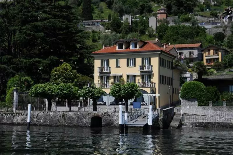 Hotel Taverna Bleu