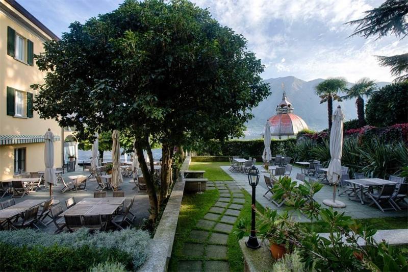 ホテル Taverna Bleu