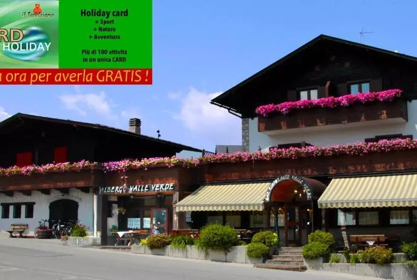 ホテル Valle Verde   Rent Ski & Bike