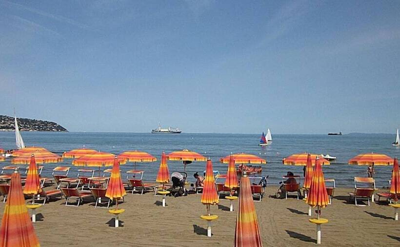 호텔 Villa Smeraldo