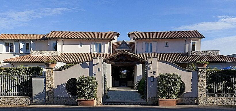 호텔 Villa Smeraldo