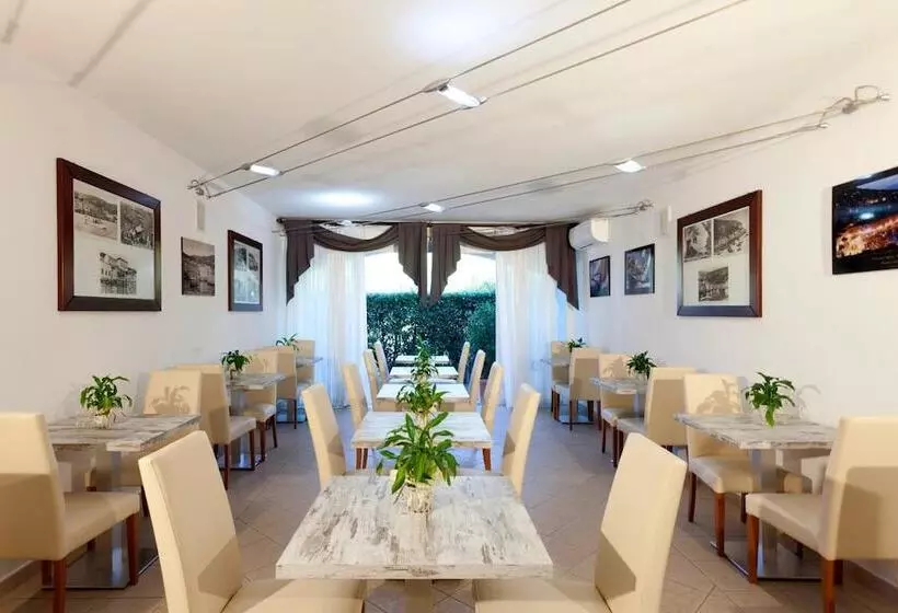 هتل Villa Smeraldo