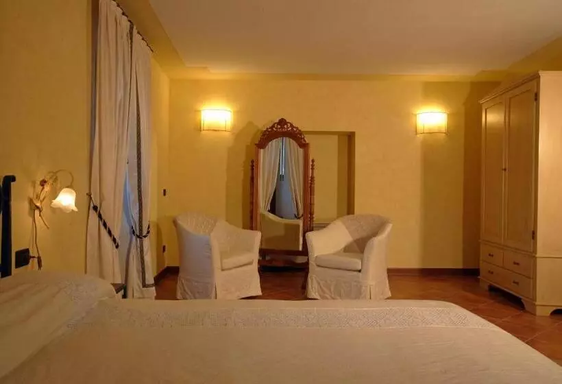 リゾートホテル Agriturismo Macesina