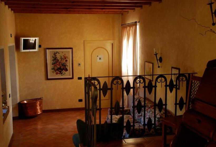 리조트 Agriturismo Macesina