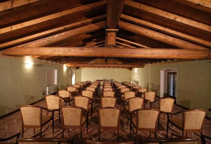リゾートホテル Agriturismo Macesina