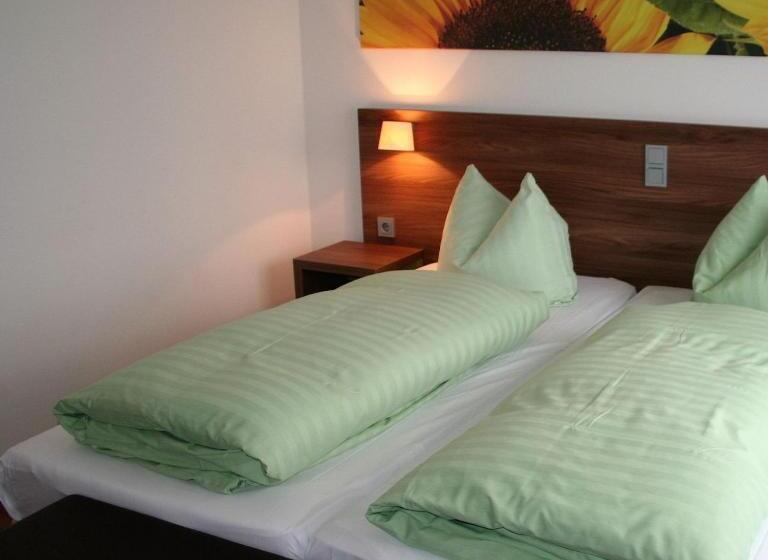 مبيت وإفطار Event Domizil H++