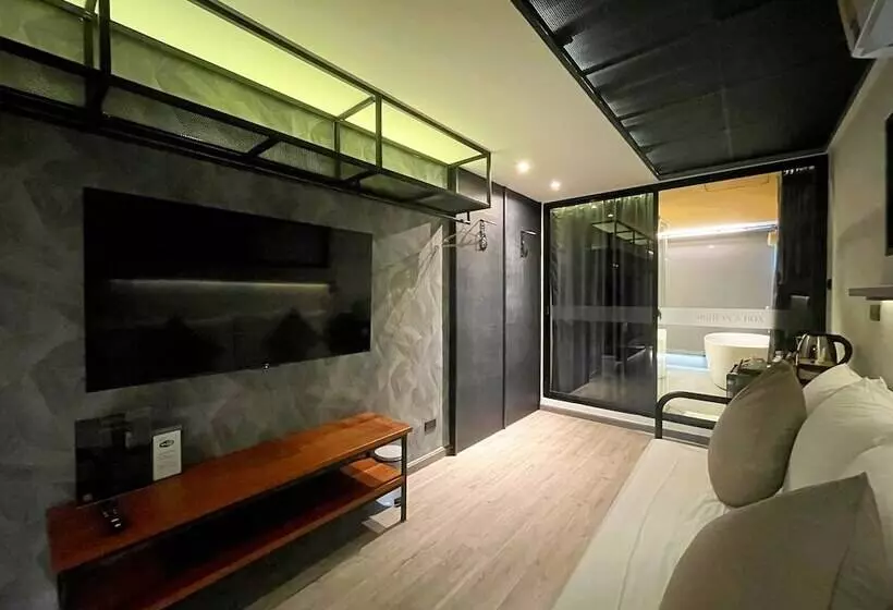 Hotelli Nights In A Box