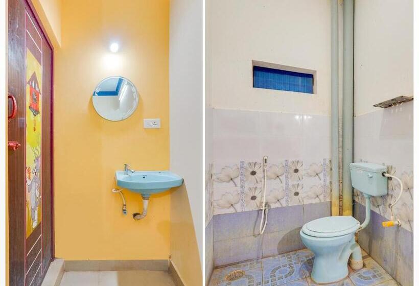 בית מלון כפרי Oyo Raghul Residency