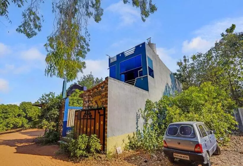 ホテル Oyo Raghul Residency