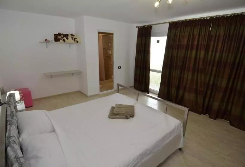 پانسیون Vila La Panda