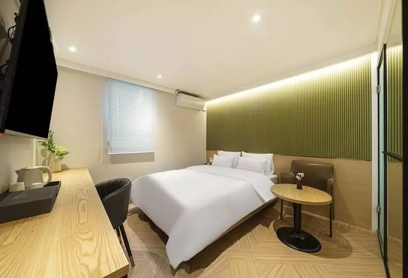 No 25 Hotel Dongam Branch