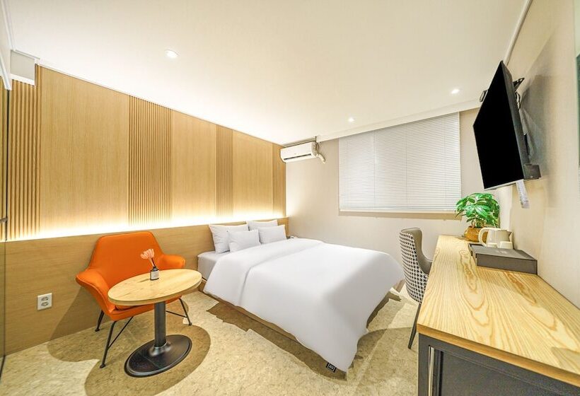 No 25 Hotel Dongam Branch