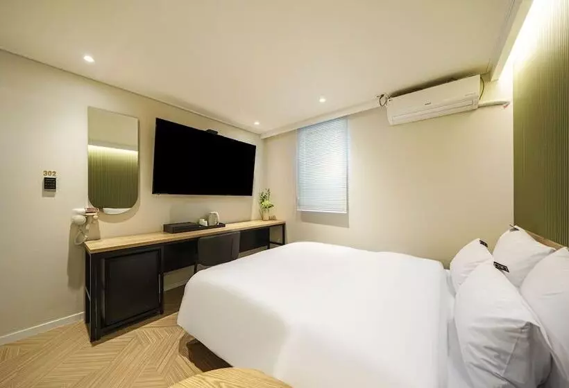 No 25 Hotel Dongam Branch