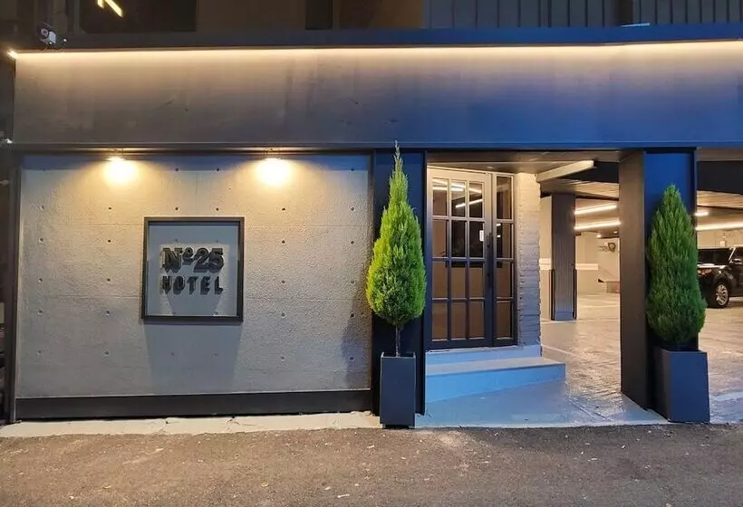 No 25 Hotel Dongam Branch
