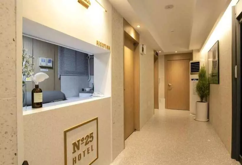 No 25 Hotel Dongam Branch