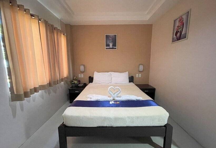 Argao Seabreeze Hotel Powered By Cocotel