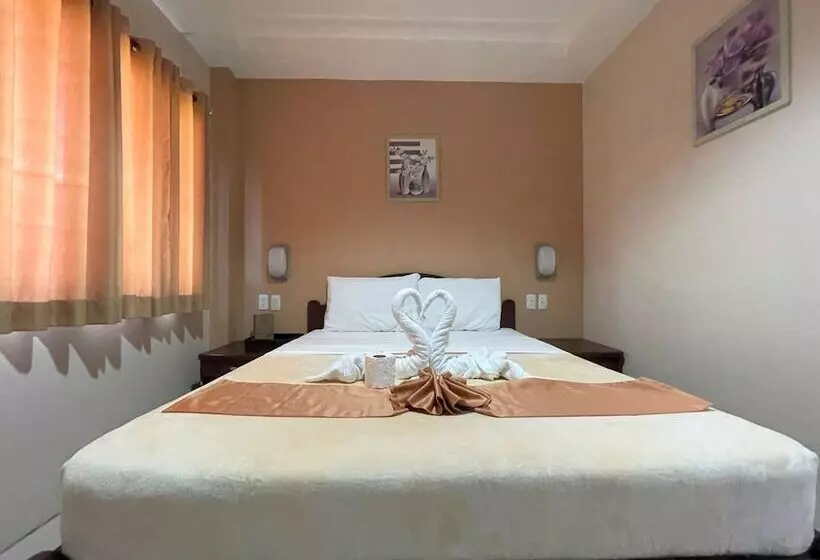 Argao Seabreeze Hotel Powered By Cocotel