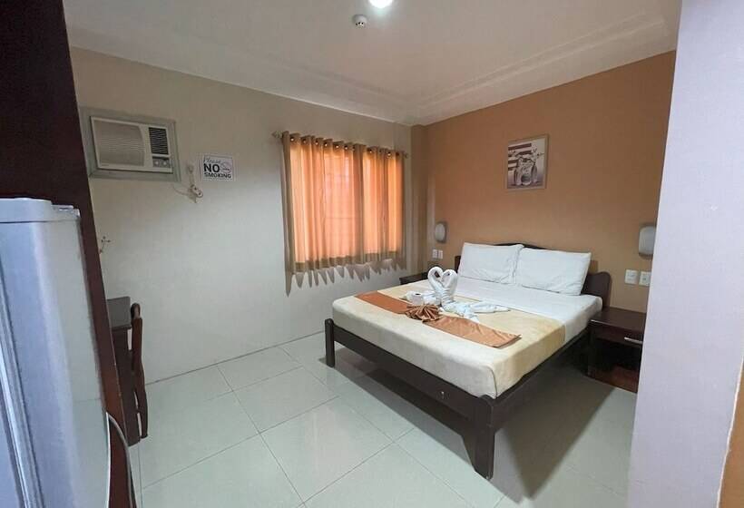 Argao Seabreeze Hotel Powered By Cocotel