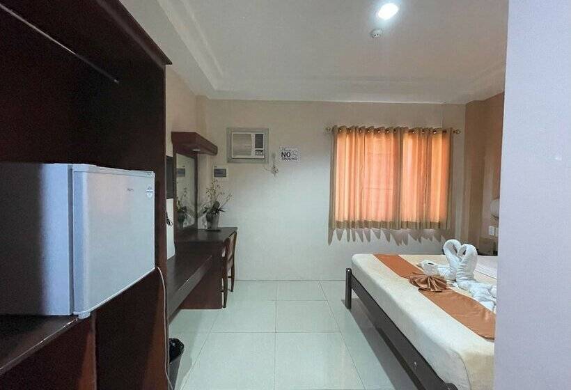 Argao Seabreeze Hotel Powered By Cocotel