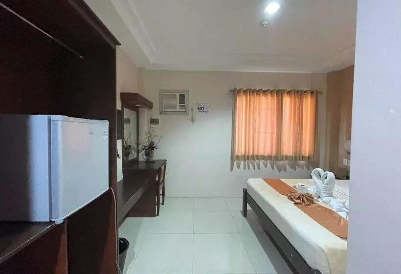 Argao Seabreeze Hotel Powered By Cocotel