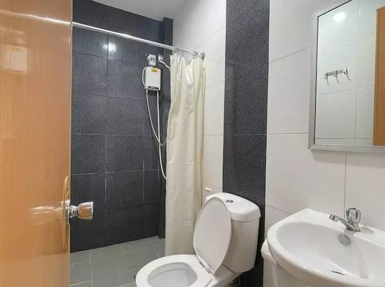 Argao Seabreeze Hotel Powered By Cocotel