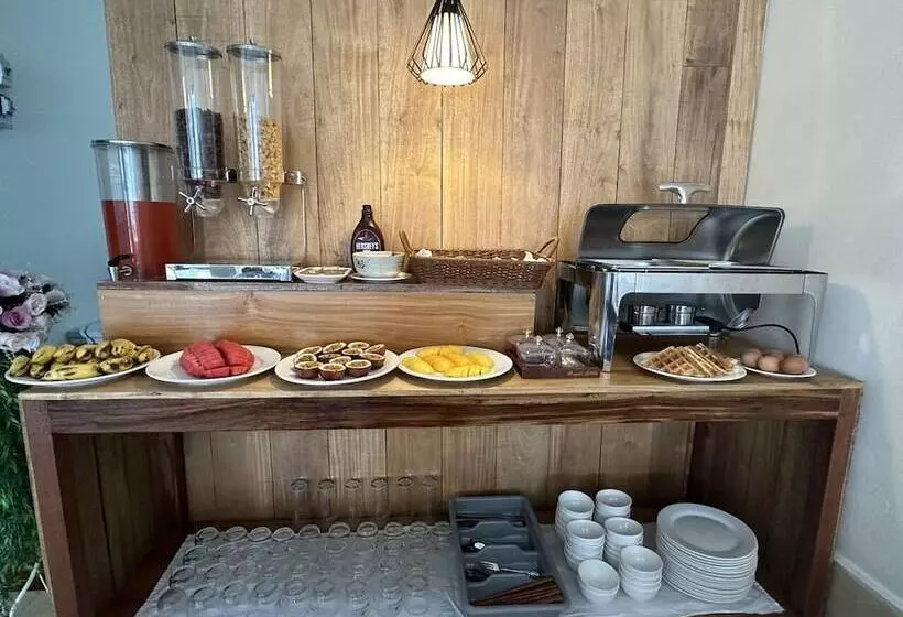 Hotelli Champa Inn