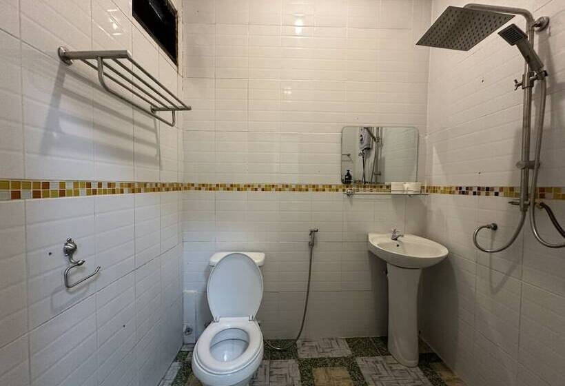 בית מלון כפרי Champa Inn