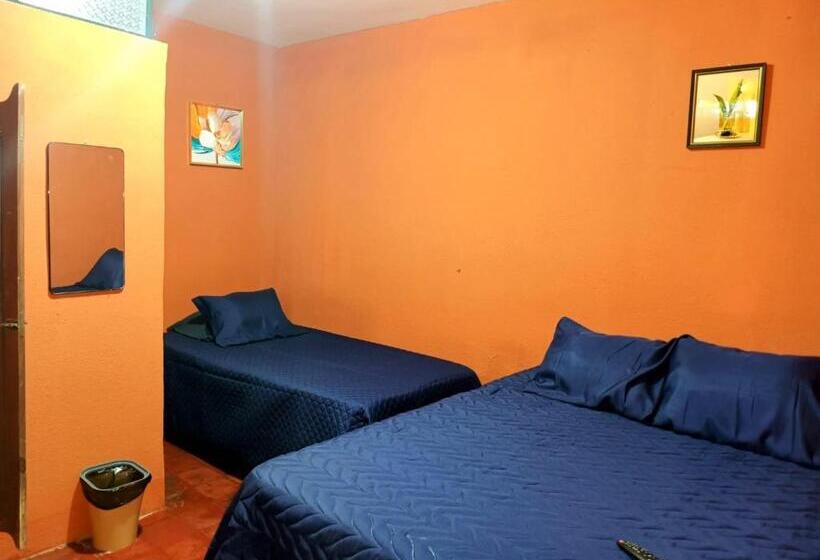 هتل Cristales De Antigua La Calzada