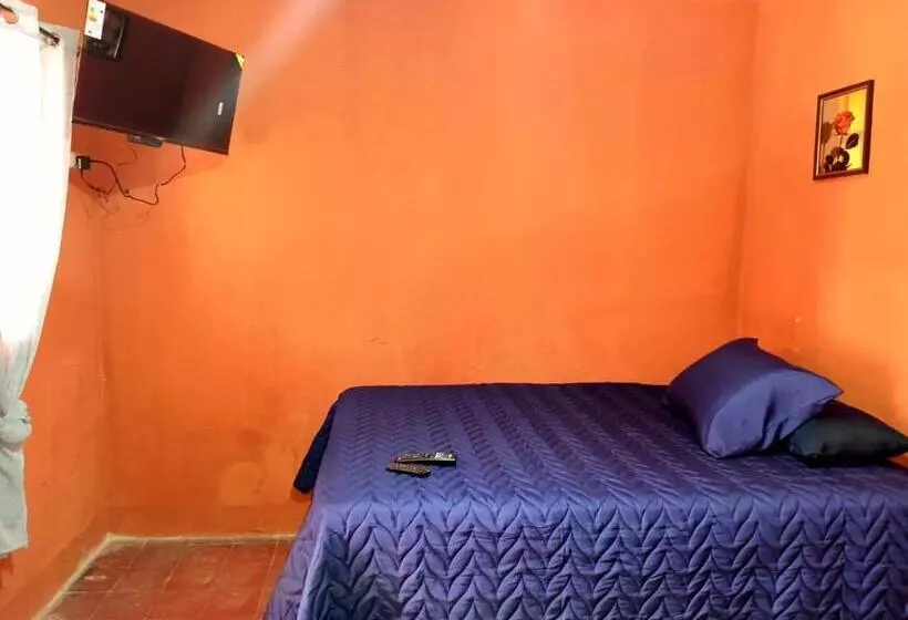 هتل Cristales De Antigua La Calzada