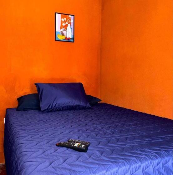 هتل Cristales De Antigua La Calzada