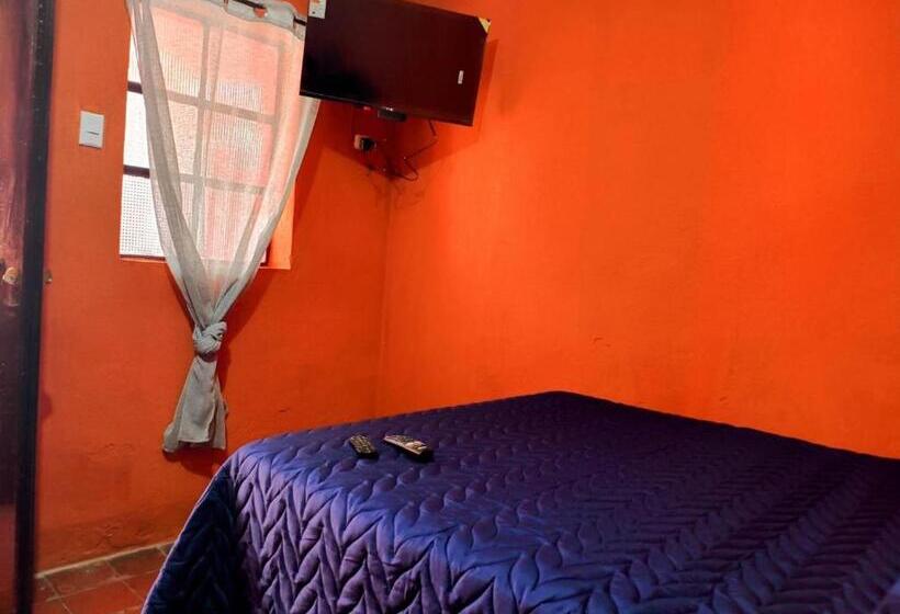 هتل Cristales De Antigua La Calzada